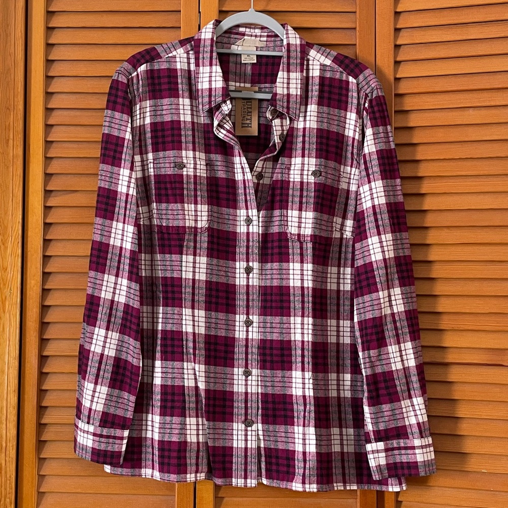 Duluth trading co, flannel long sleeve shirt